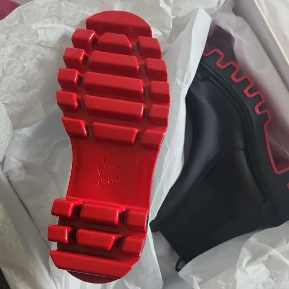 Christian Louboutin Marcharoche Dune boots. - Picture 3 of 4